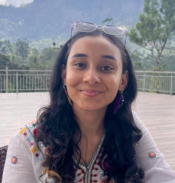 Ayushi Doshi